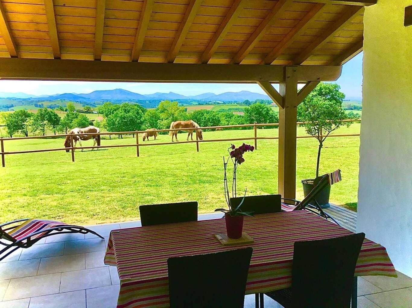 Villa La Bergerie à Bardos Extérieur photo